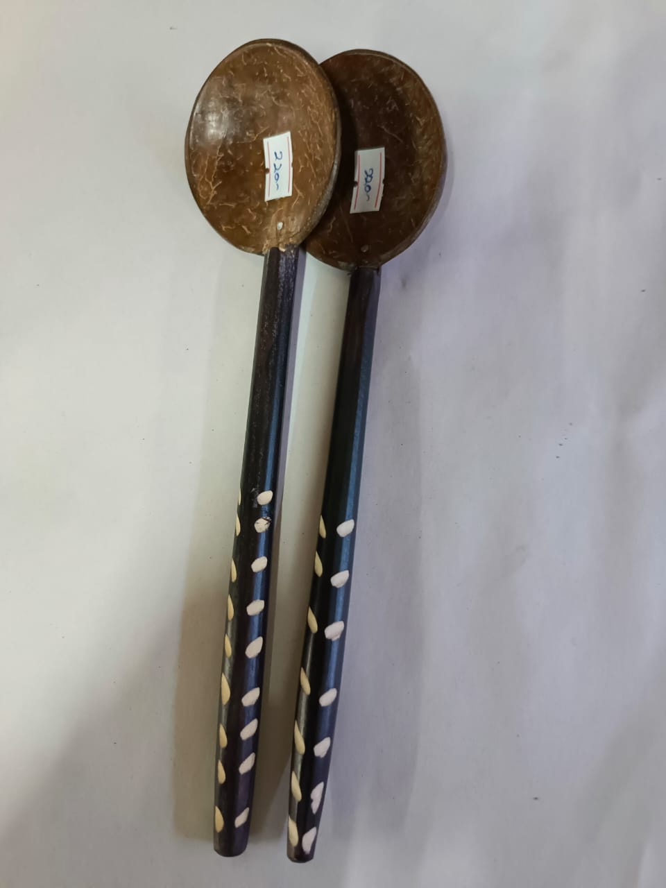 Coconut shell spoons